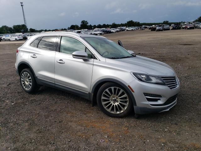 5LMCJ3C92GUJ26877 - 2016 LINCOLN MKC RESERVE SILVER photo 4