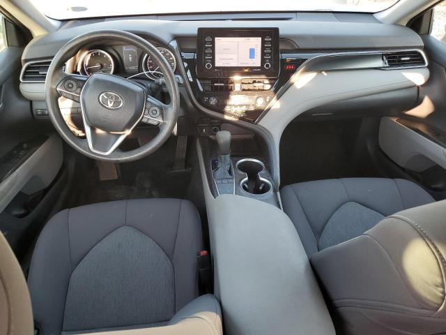 4T1C11AK3NU075139 - 2022 TOYOTA CAMRY LE SILVER photo 8