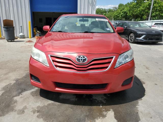 4T1BF3EKXAU549164 - 2010 TOYOTA CAMRY BASE RED photo 5
