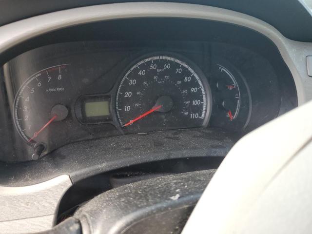 5TDKK3DC0DS304084 - 2013 TOYOTA SIENNA LE SILVER photo 9