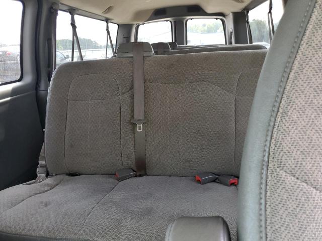 1GAZG1FG9C1138768 - 2012 CHEVROLET EXPRESS G3 LT WHITE photo 10