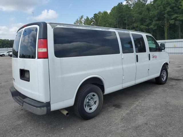 1GAZG1FG9C1138768 - 2012 CHEVROLET EXPRESS G3 LT WHITE photo 3