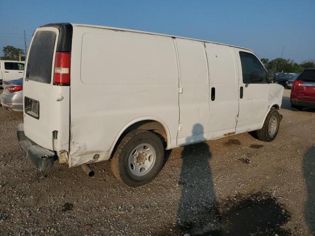 1GCZGFDA5A1126312 - 2010 CHEVROLET EXPRESS G2 WHITE photo 3