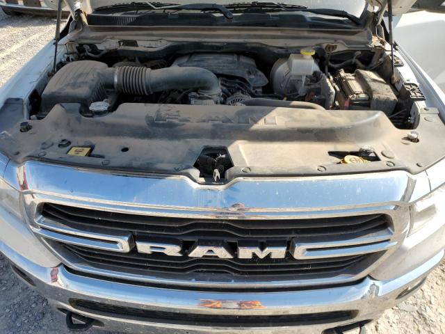 1C6SRFFT0KN605572 - 2019 RAM 1500 BIG HORN/LONE STAR WHITE photo 11