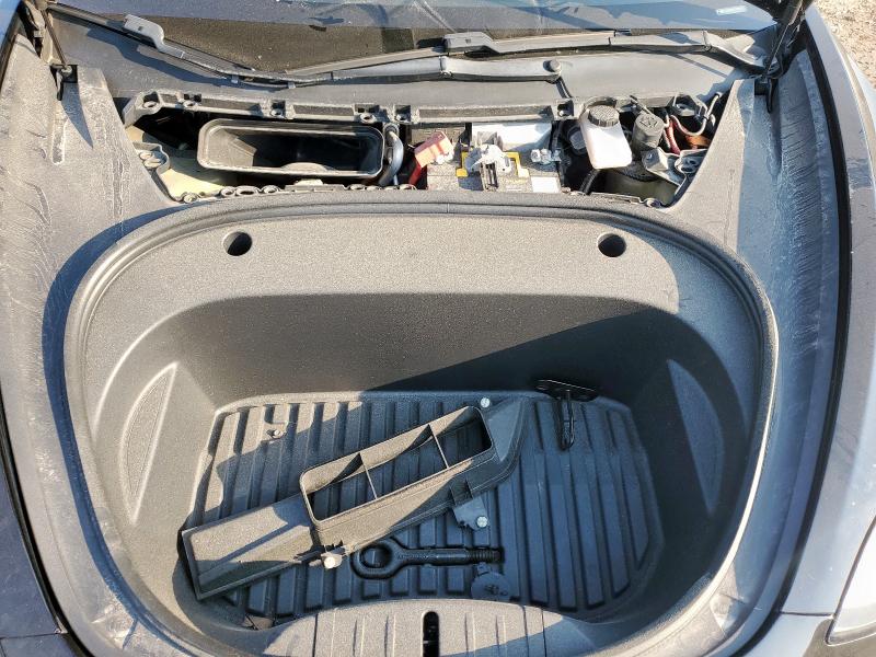 5YJ3E1EB3JF055110 - 2018 TESLA MODEL 3 BLACK photo 11