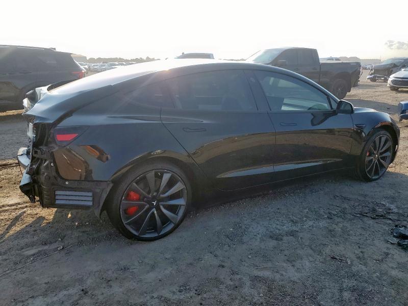 5YJ3E1EB3JF055110 - 2018 TESLA MODEL 3 BLACK photo 3