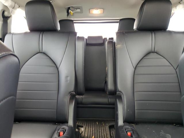 5TDGZRBH5NS587490 - 2022 TOYOTA HIGHLANDER XLE WHITE photo 10