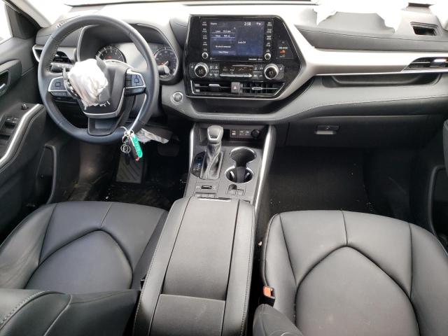 5TDGZRBH5NS587490 - 2022 TOYOTA HIGHLANDER XLE WHITE photo 8