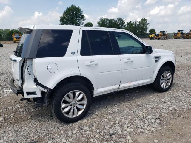 SALFR2BG8DH370294 - 2013 LAND ROVER LR2 HSE WHITE photo 3