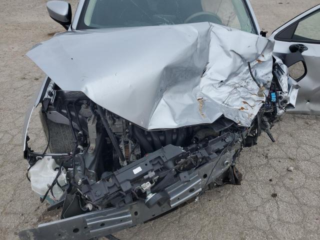 3MYDLBYV2JY312253 - 2018 TOYOTA YARIS IA GRAY photo 11