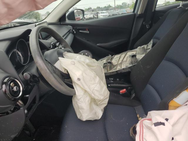 3MYDLBYV2JY312253 - 2018 TOYOTA YARIS IA GRAY photo 7