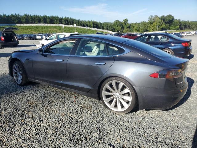 5YJSA1E10HF203139 - 2017 TESLA MODEL S GRAY photo 2