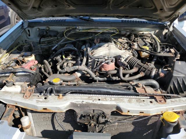 1N6ED26Y34C421263 - 2004 NISSAN FRONTIER KING CAB XE V6 SILVER photo 11