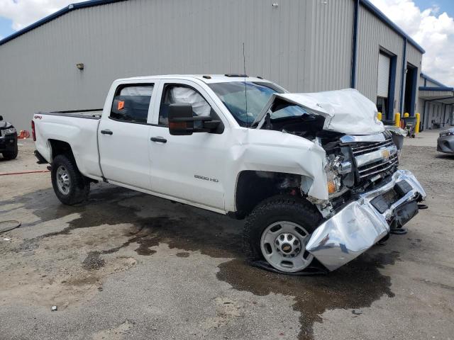 1GC1KUEG9JF277448 - 2018 CHEVROLET SILVERADO K2500 HEAVY DUTY WHITE photo 4