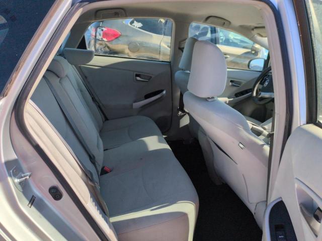 JTDKN3DU3C0333662 - 2012 TOYOTA PRIUS 银色 照片 10