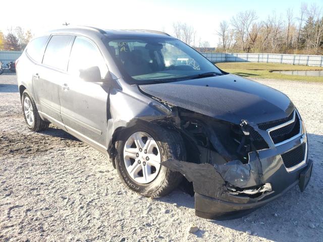 1GNKRFED1CJ396815 - 2012 CHEVROLET TRAVERSE LS GRAY photo 1