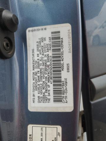 4T1BE32K52U541613 - 2002 TOYOTA CAMRY LE BLUE photo 12