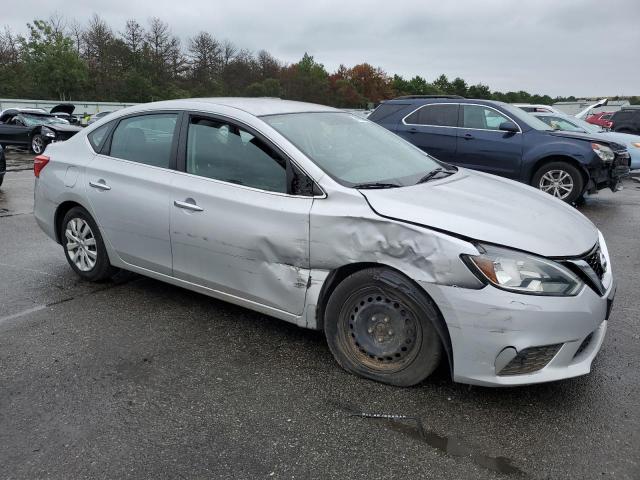 3N1AB7AP8HY300053 - 2017 NISSAN SENTRA S SILVER photo 4