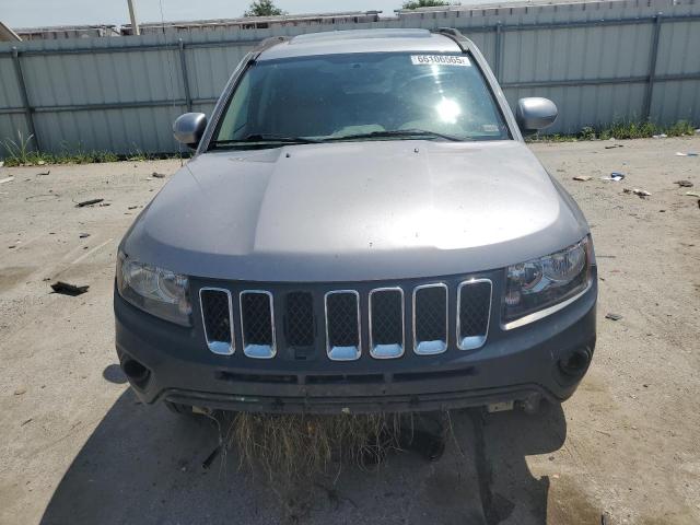 1C4NJDEB2GD556222 - 2016 JEEP COMPASS LATITUDE 银色 照片 5