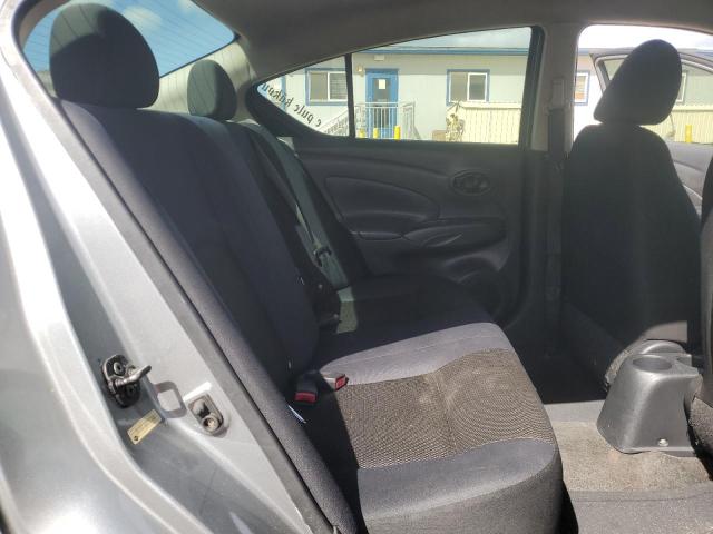 3N1CN7AP0CL816087 - 2012 NISSAN VERSA S 银色 照片 10