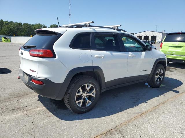 1C4PJMBS2GW326200 - 2016 JEEP CHEROKEE TRAILHAWK WHITE photo 3