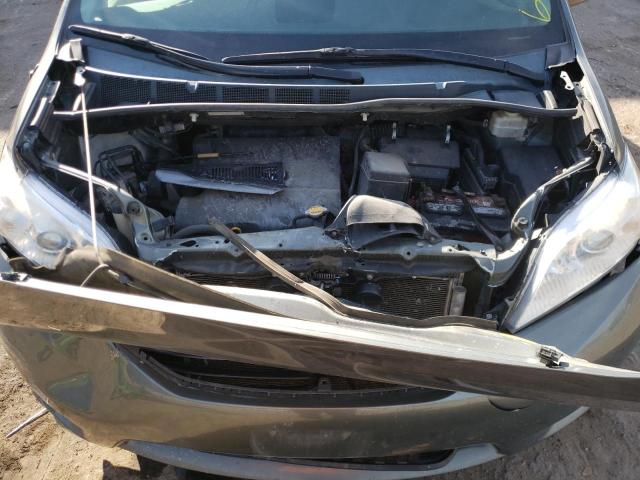 5TDDK3DC1BS008318 - 2011 TOYOTA SIENNA XLE GREEN photo 7