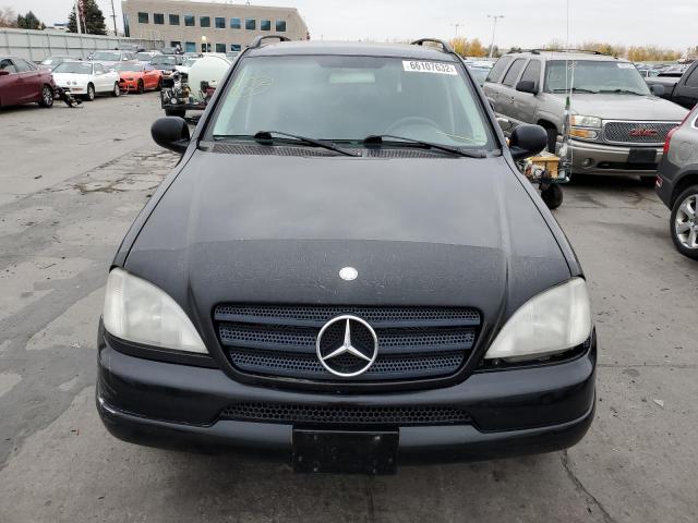 4JGAB54E9YA197592 - 2000 MERCEDES-BENZ ML 320 BLACK photo 9