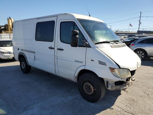 WD0PD644765861245 - 2006 DODGE SPRINTER 2500 WHITE photo 4