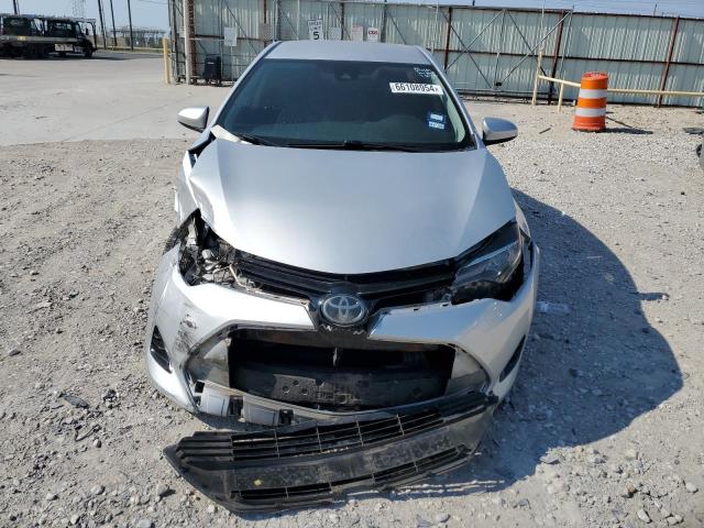 5YFBURHEXHP607946 - 2017 TOYOTA COROLLA L SILVER photo 5