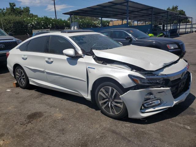 1HGCV3F46JA008045 - 2018 HONDA ACCORD HYBRID EX WHITE photo 4