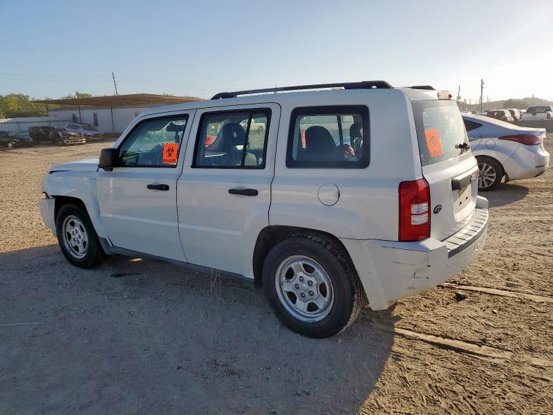 1J4FT28B39D159114 - 2009 JEEP PATRIOT SPORT WHITE photo 2