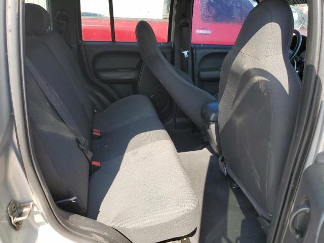 1J4GL48KX4W129766 - 2004 JEEP LIBERTY SPORT 银色 照片 11