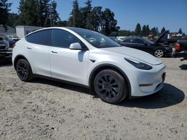 7SAYGDEE7PA071038 - 2023 TESLA MODEL Y WHITE photo 4