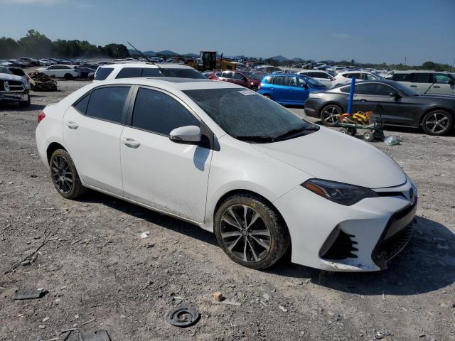 2T1BURHE0JC066430 - 2018 TOYOTA COROLLA L WHITE photo 4