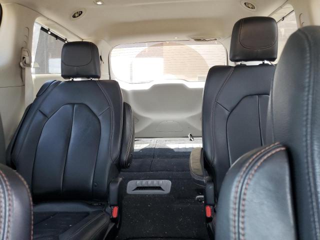 2C4RC1BG8JR188742 - 2018 CHRYSLER PACIFICA TOURING L SILVER photo 10