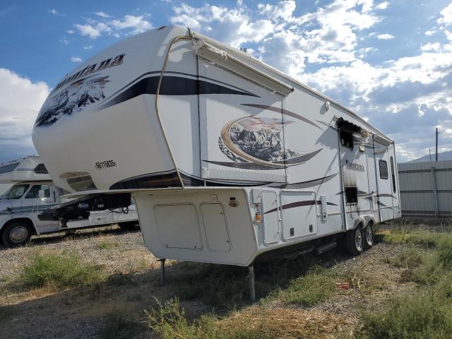 4YDF34523C4700091 - 2012 KEYSTONE MONTANA WHITE photo 2