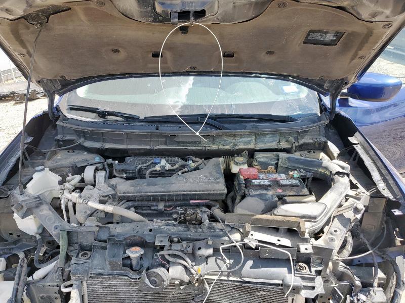 5N1AT2MT8JC718001 - 2018 NISSAN ROGUE S BLUE photo 12