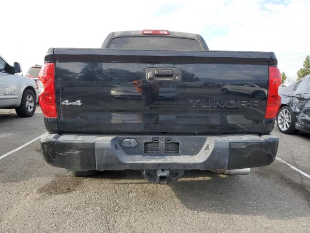 5TFAY5F11JX703142 - 2018 TOYOTA TUNDRA CREWMAX 1794 BLACK photo 6