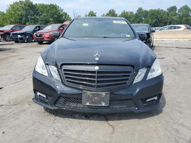 WDDHF9AB8BA472827 - 2011 MERCEDES-BENZ E 550 4MATIC BLACK photo 5