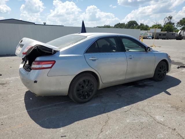 4T1BK3EK6BU609860 - 2011 TOYOTA CAMRY SE 银色 照片 3