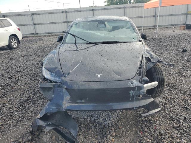 5YJ3E1EB1SF908220 - 2025 TESLA MODEL 3 გრაფიტი ფოტო 5