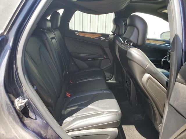 5LMCJ2C93GUJ21942 - 2016 LINCOLN MKC SELECT ლურჯი ფოტო 11