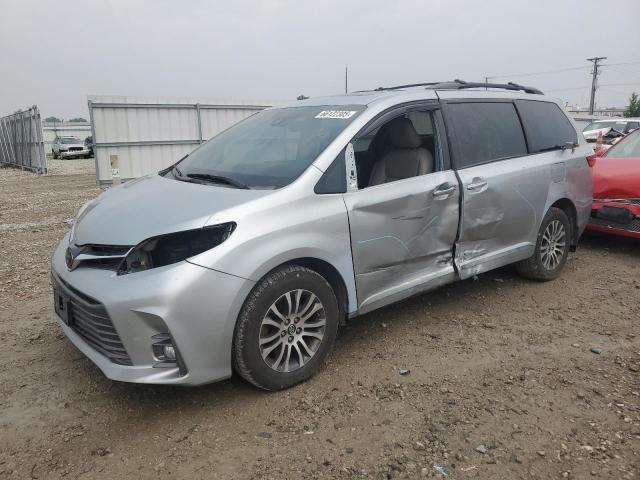 2019 TOYOTA SIENNA XLE, 