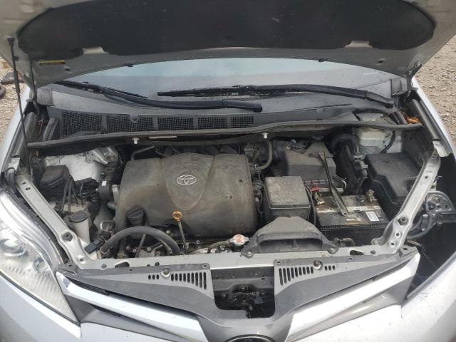 5TDYZ3DC5KS016578 - 2019 TOYOTA SIENNA XLE SILVER photo 12