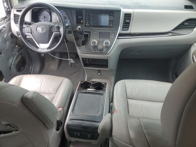 5TDYZ3DC5KS016578 - 2019 TOYOTA SIENNA XLE SILVER photo 8