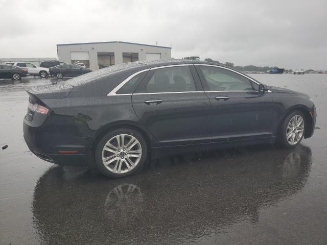 3LN6L2J9XGR613369 - 2016 LINCOLN MKZ BLACK photo 3