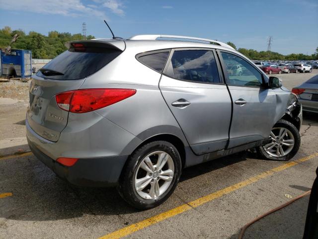 KM8JUCAC1DU738659 - 2013 HYUNDAI TUCSON GLS SILVER photo 3