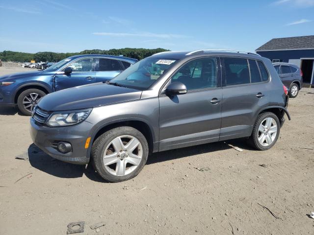 2014 VOLKSWAGEN TIGUAN S, 