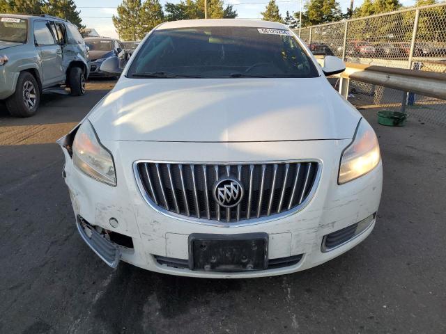 W04GR5EC4B1008517 - 2011 BUICK REGAL CXL WHITE photo 5