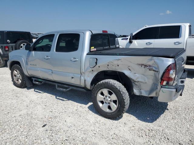 3TMLU4EN5DM133966 - 2013 TOYOTA TACOMA DOUBLE CAB SILVER photo 2